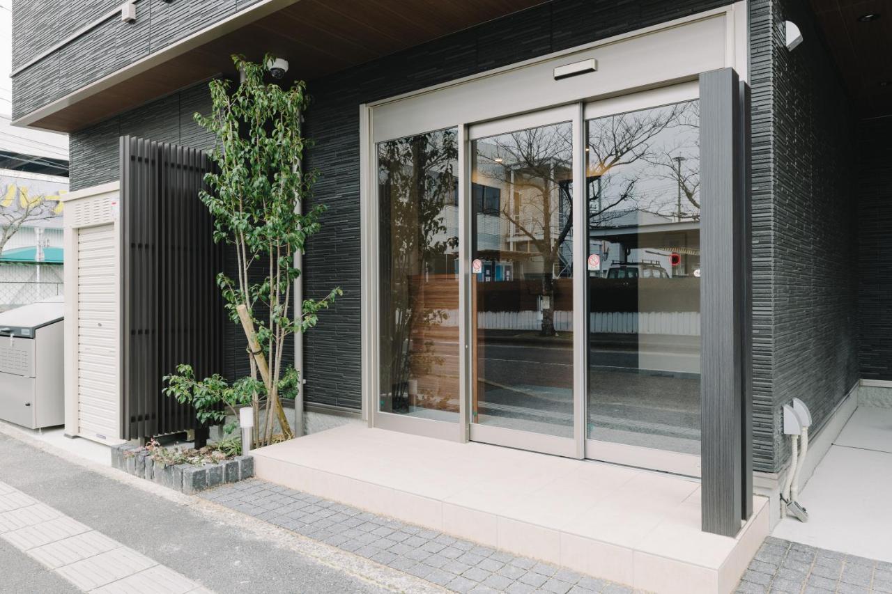 Grand Base Karatsu Ekiminami Aparthotel Exterior photo